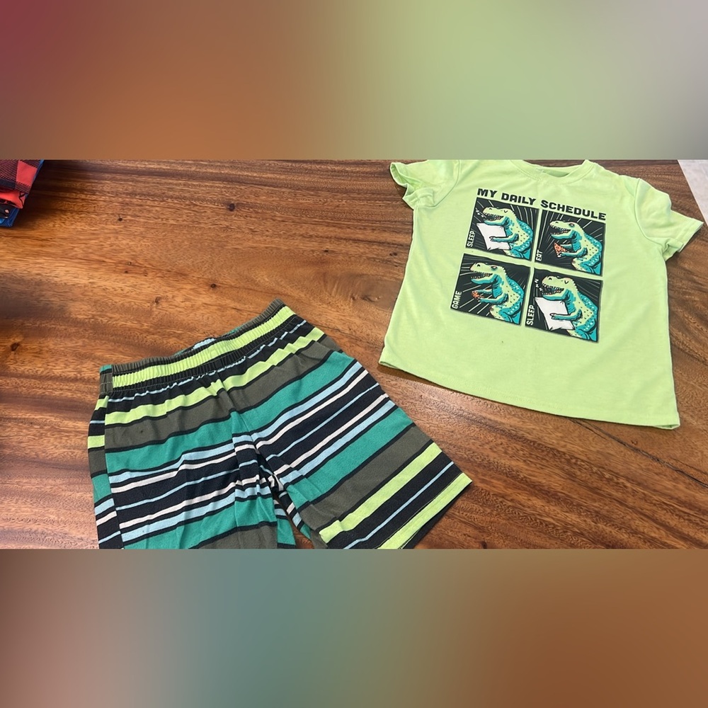 Cat & Jack Green Dinosaur Pajama Set